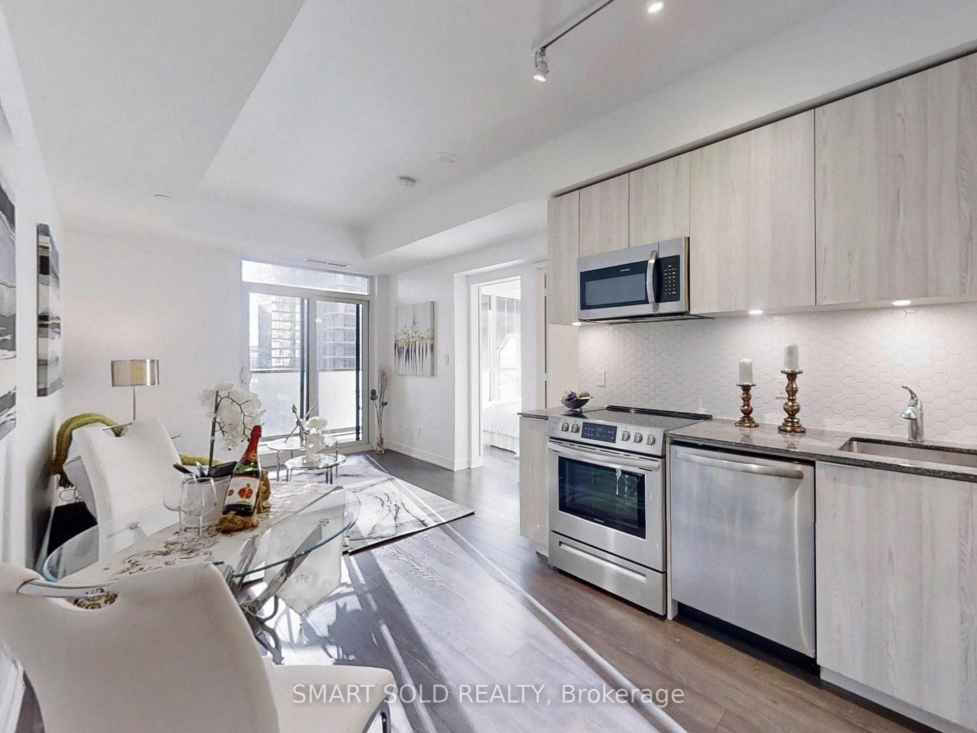 30 Ordnance Street Unit 1005 photo 11