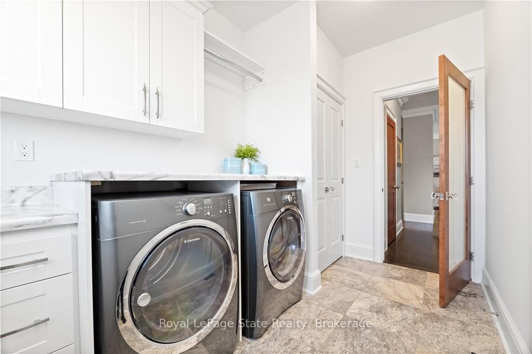 211 Lewis Road photo 14