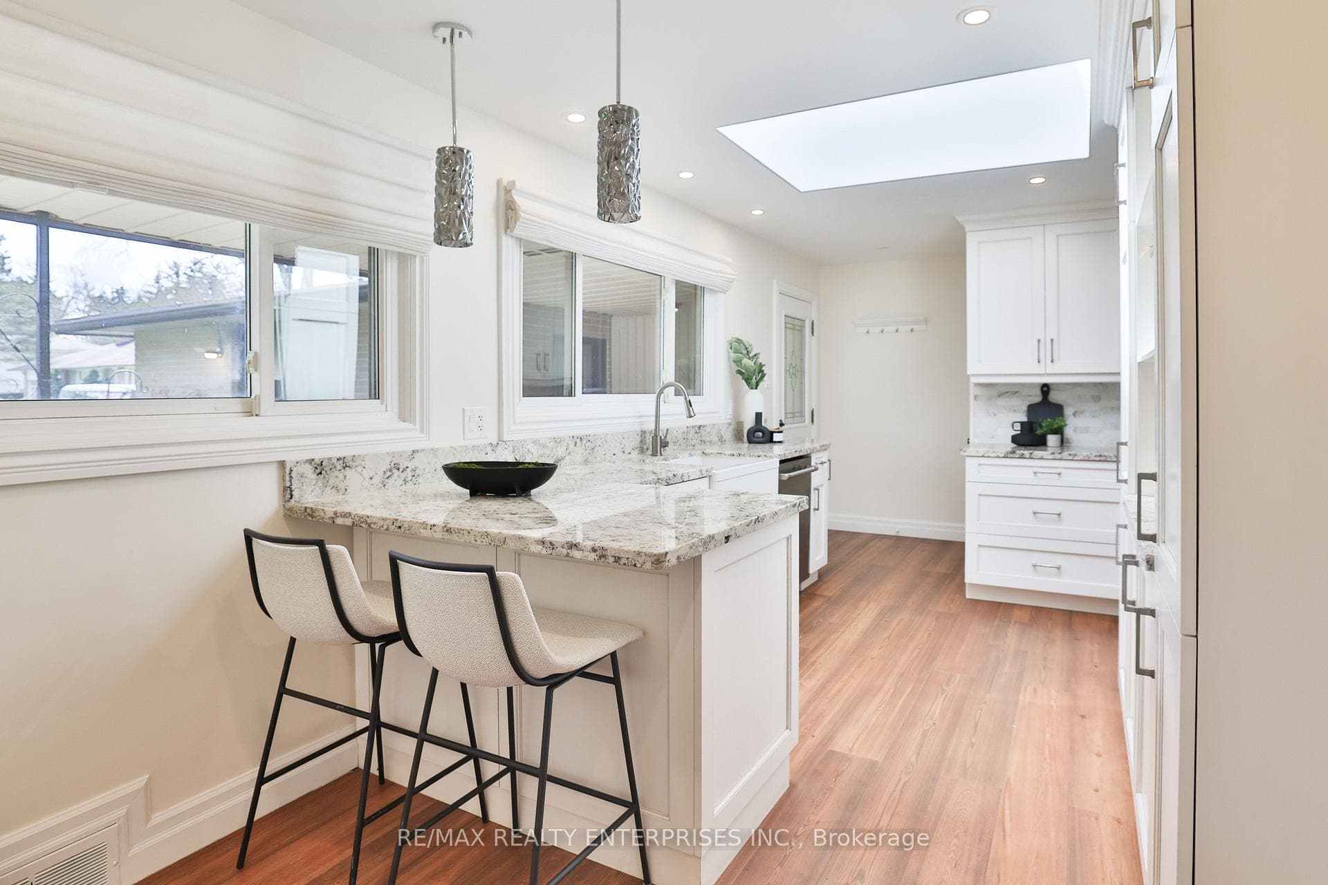 35 Hollyrood Heights Drive photo 15