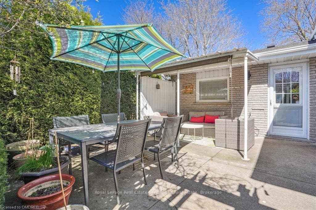 54 HANOVER Place photo 20