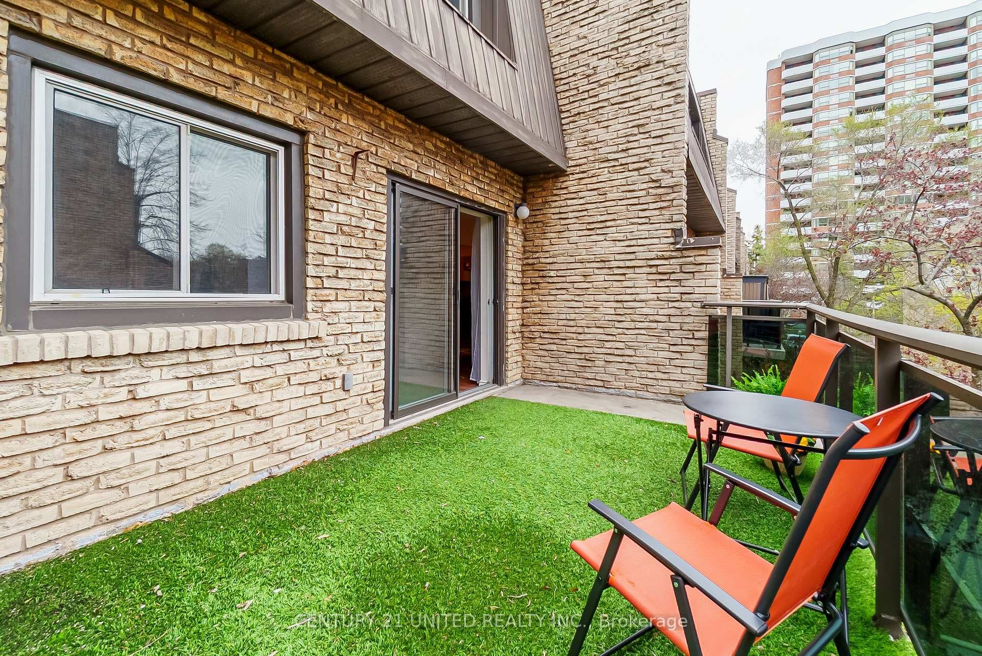 140 Ling Road Unit 101 photo 26