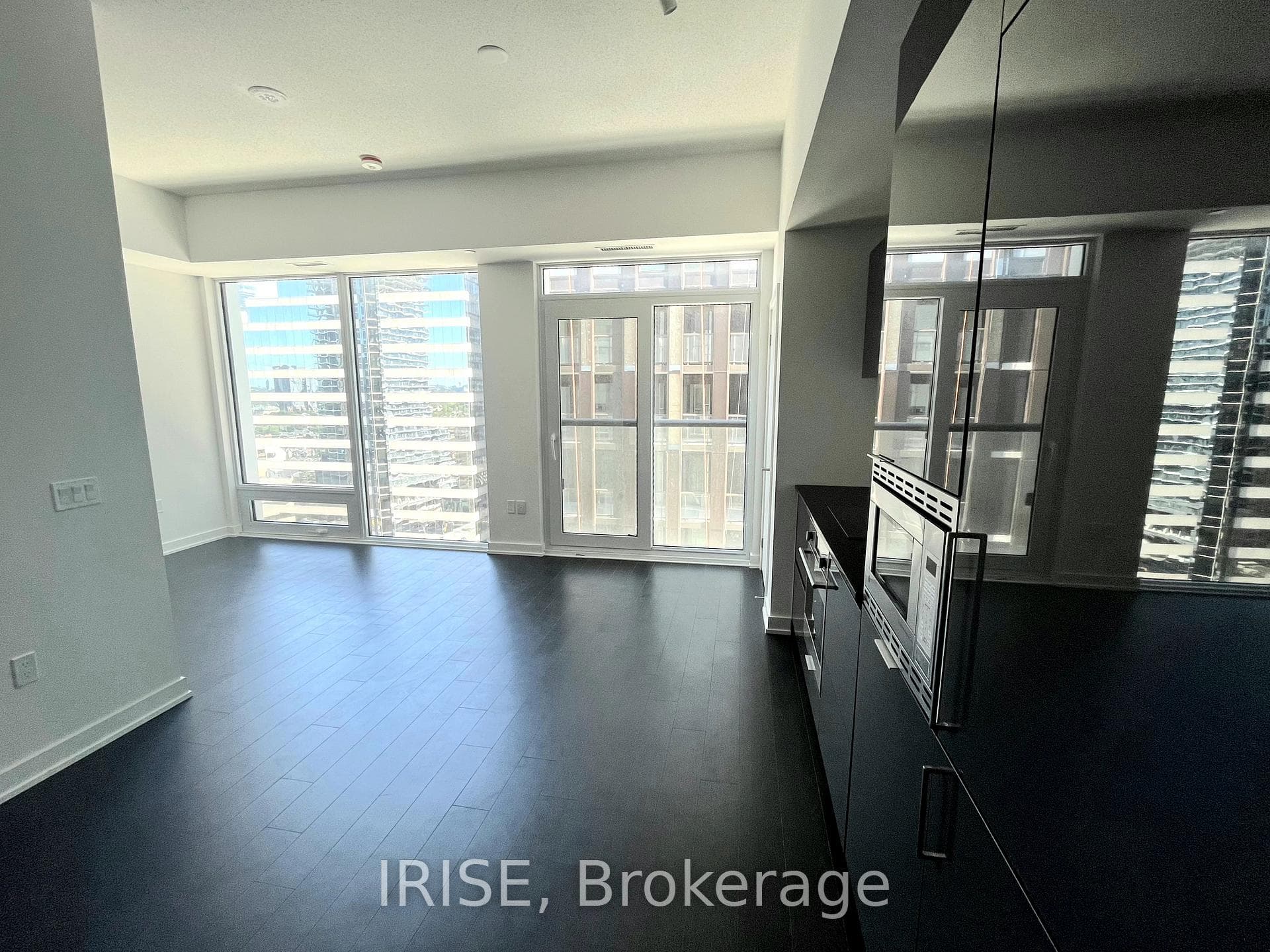 121 St Patrick Street Unit 1717 photo 3