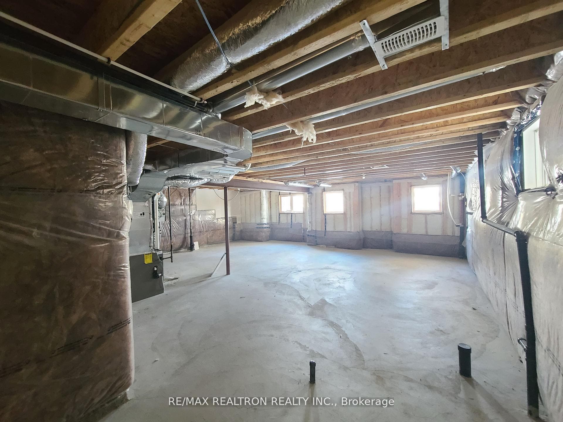 3246 Chimney Swift Crescent photo 22