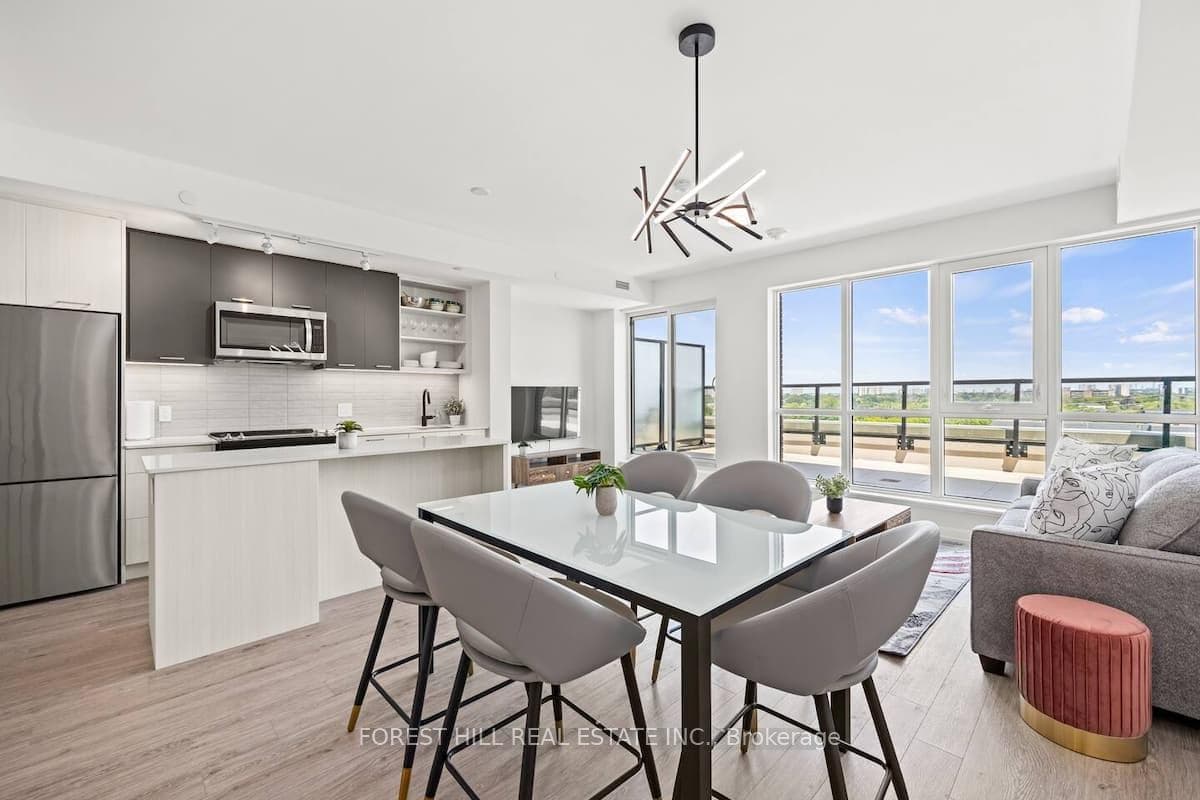 Condo Boutique Kitchen Design