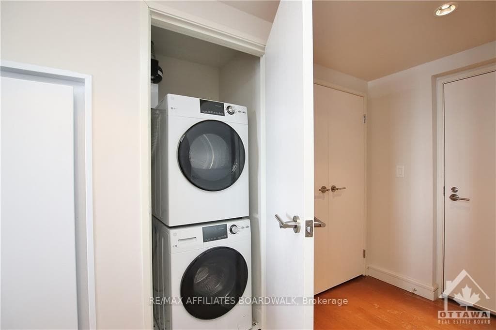 555 ANAND Unit 610 photo 12
