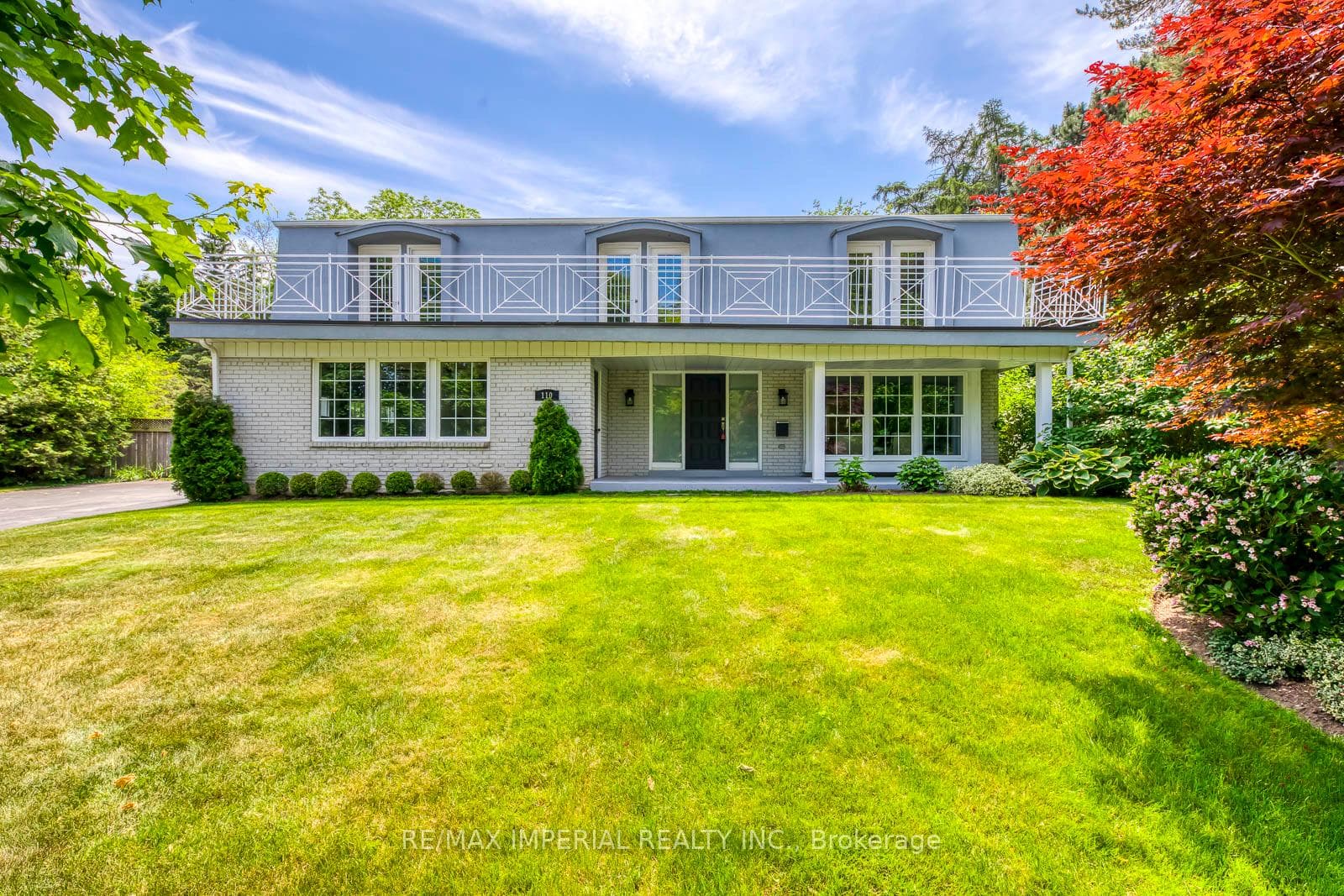 110 Blyth Crescent photo 8