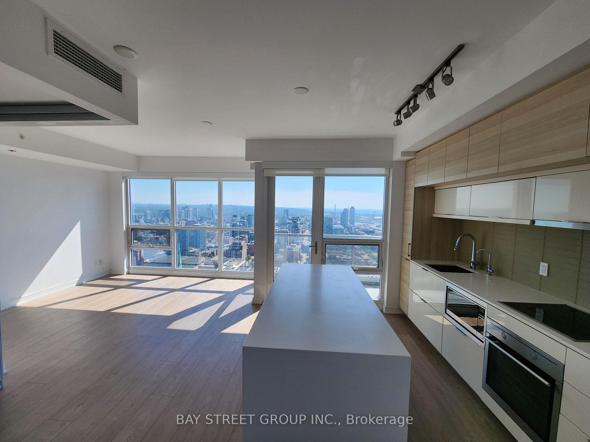 88 Scott Street Unit 4006 photo 5