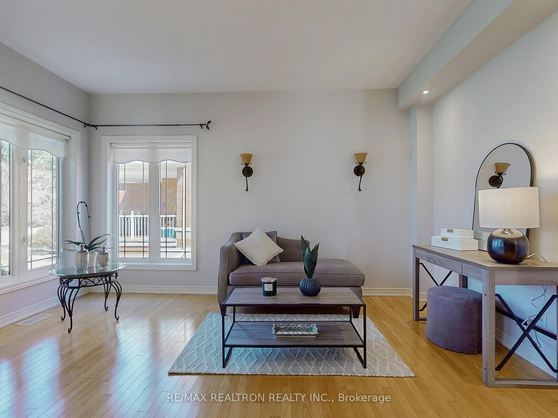 127 Snively Street photo 4