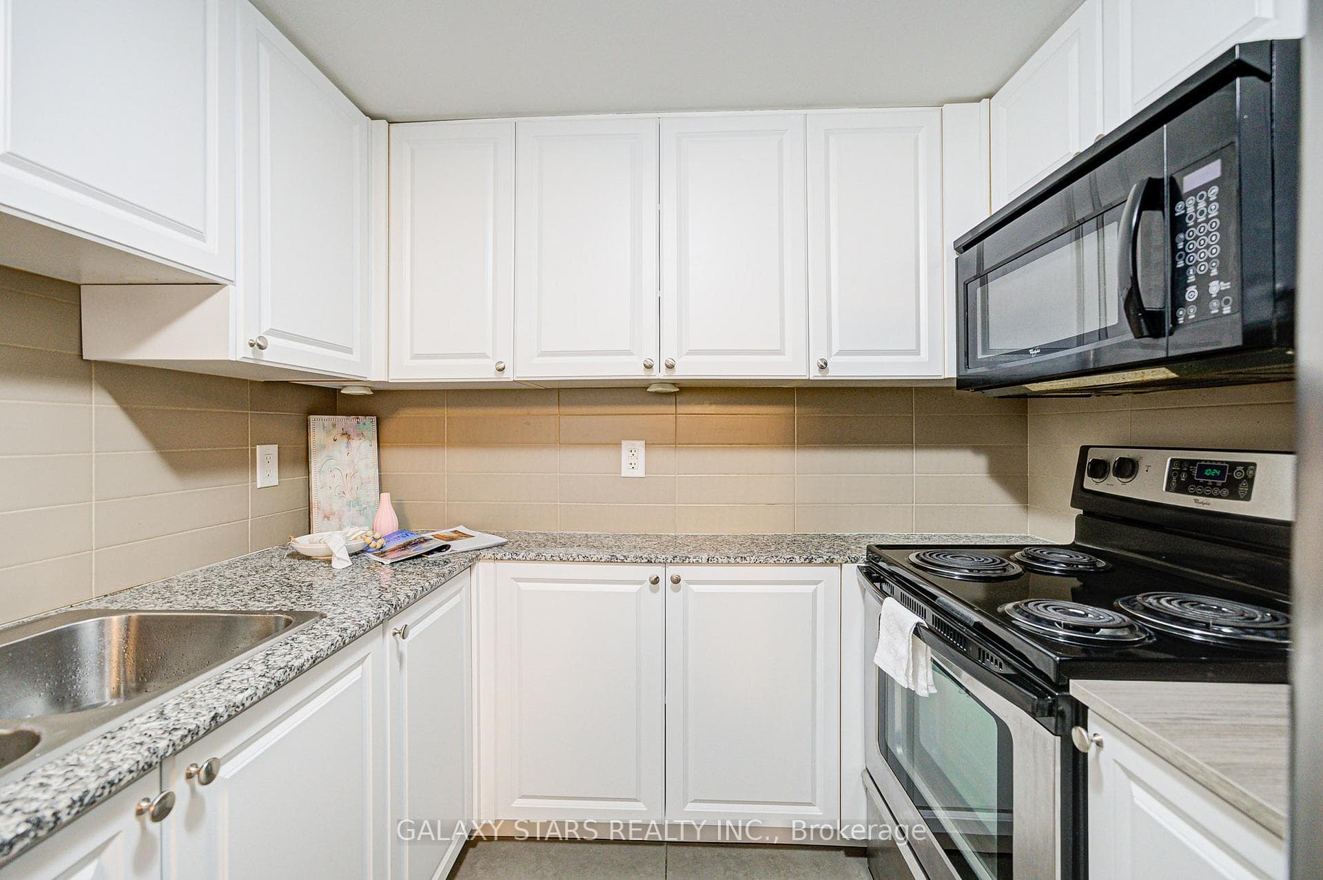 1235 Bayly Street Unit 1012 photo 12