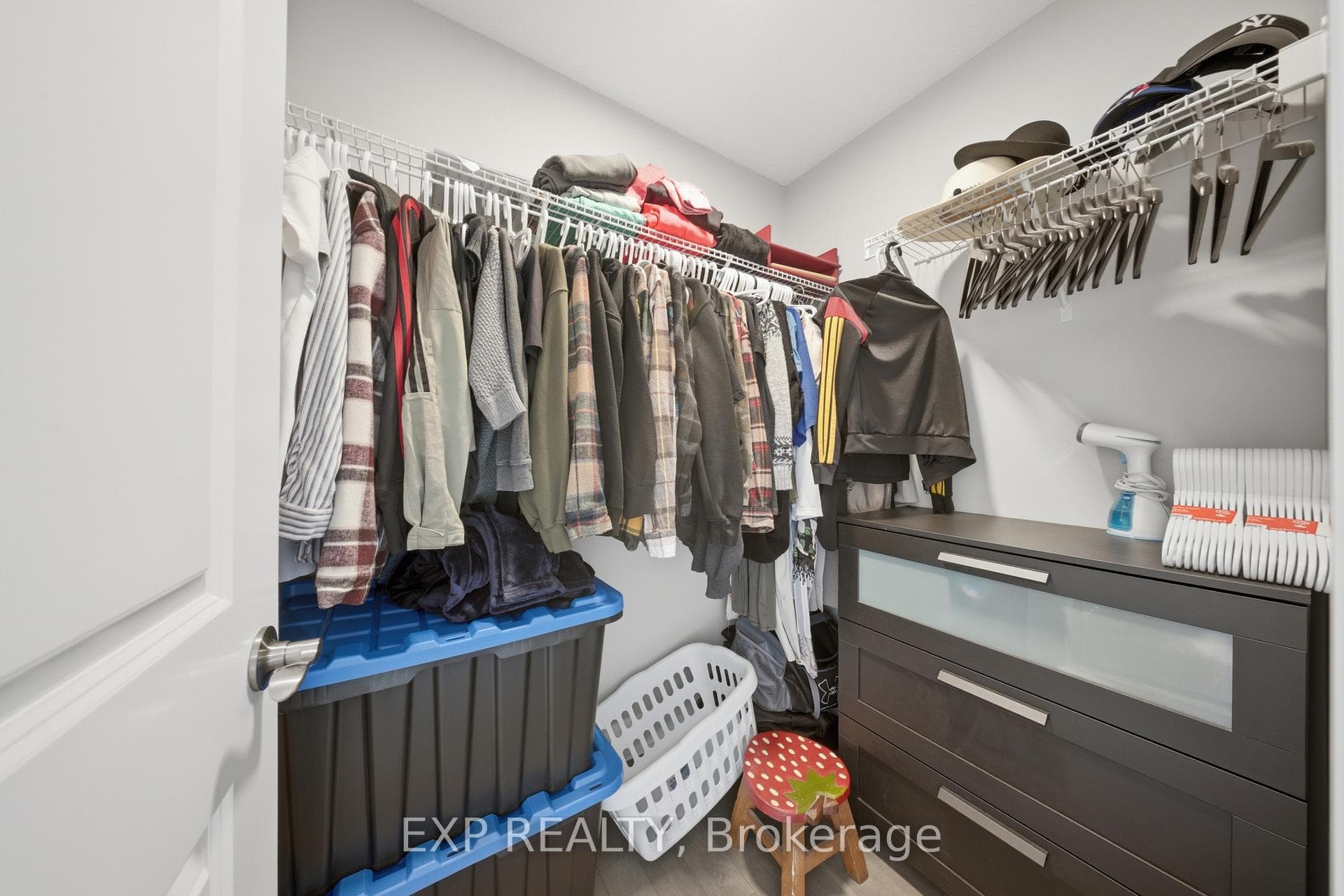 107 Stephenson Way photo 24