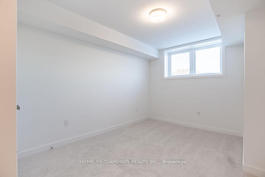 940 ST. DAVID Street Unit 49 photo 20