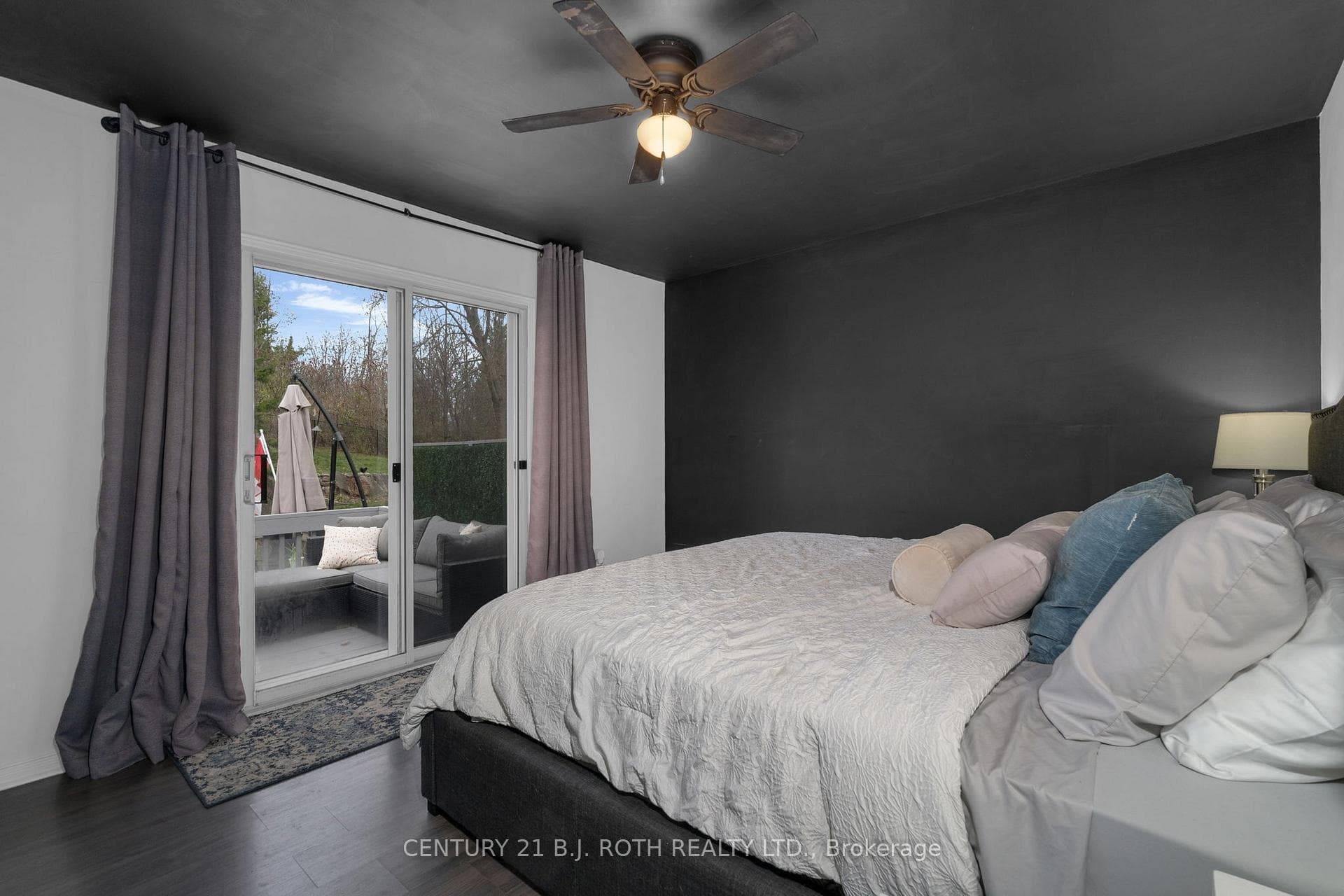 30 Frontier Avenue photo 14