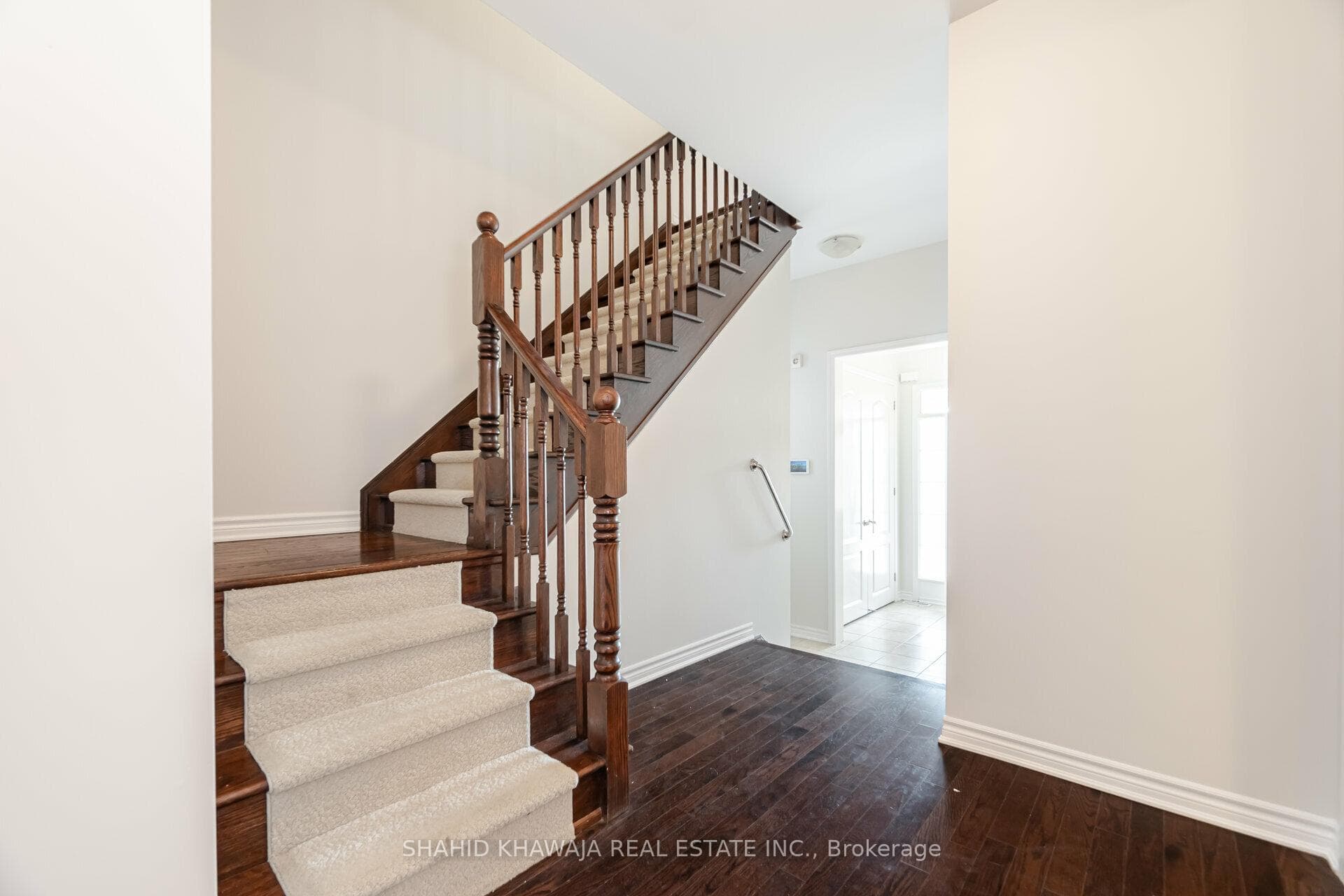 389 Cedar Hedge Road photo 18
