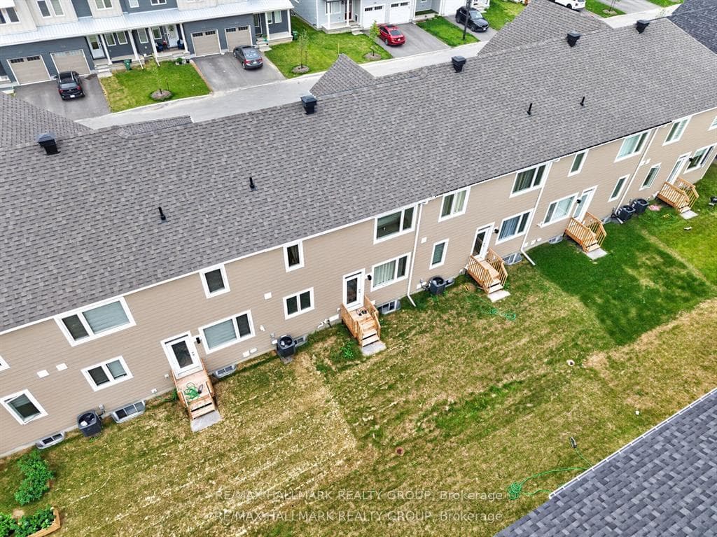 627 Alopex Row photo 17