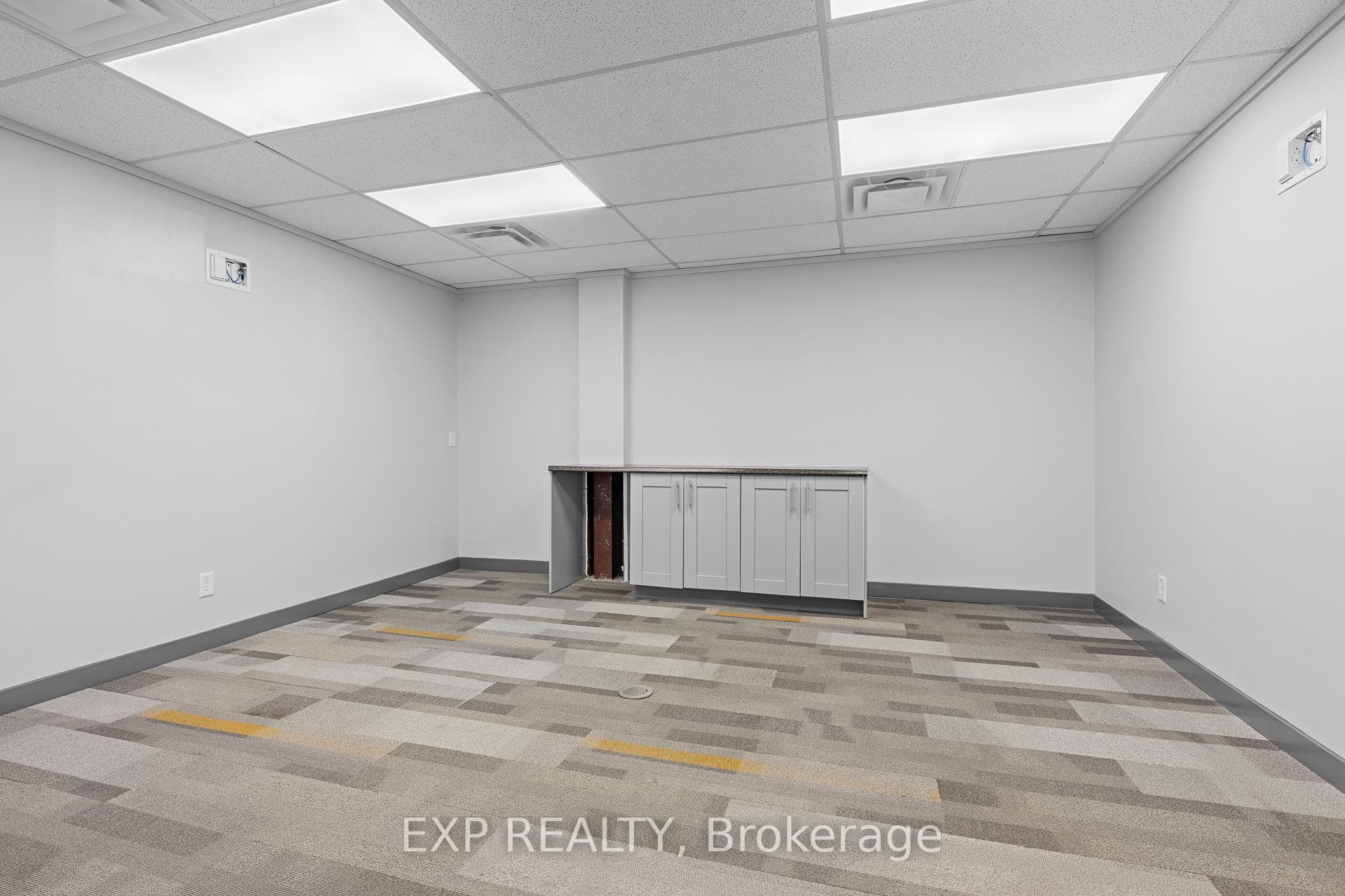 1600 Laperriere Avenue Unit 201 photo 8