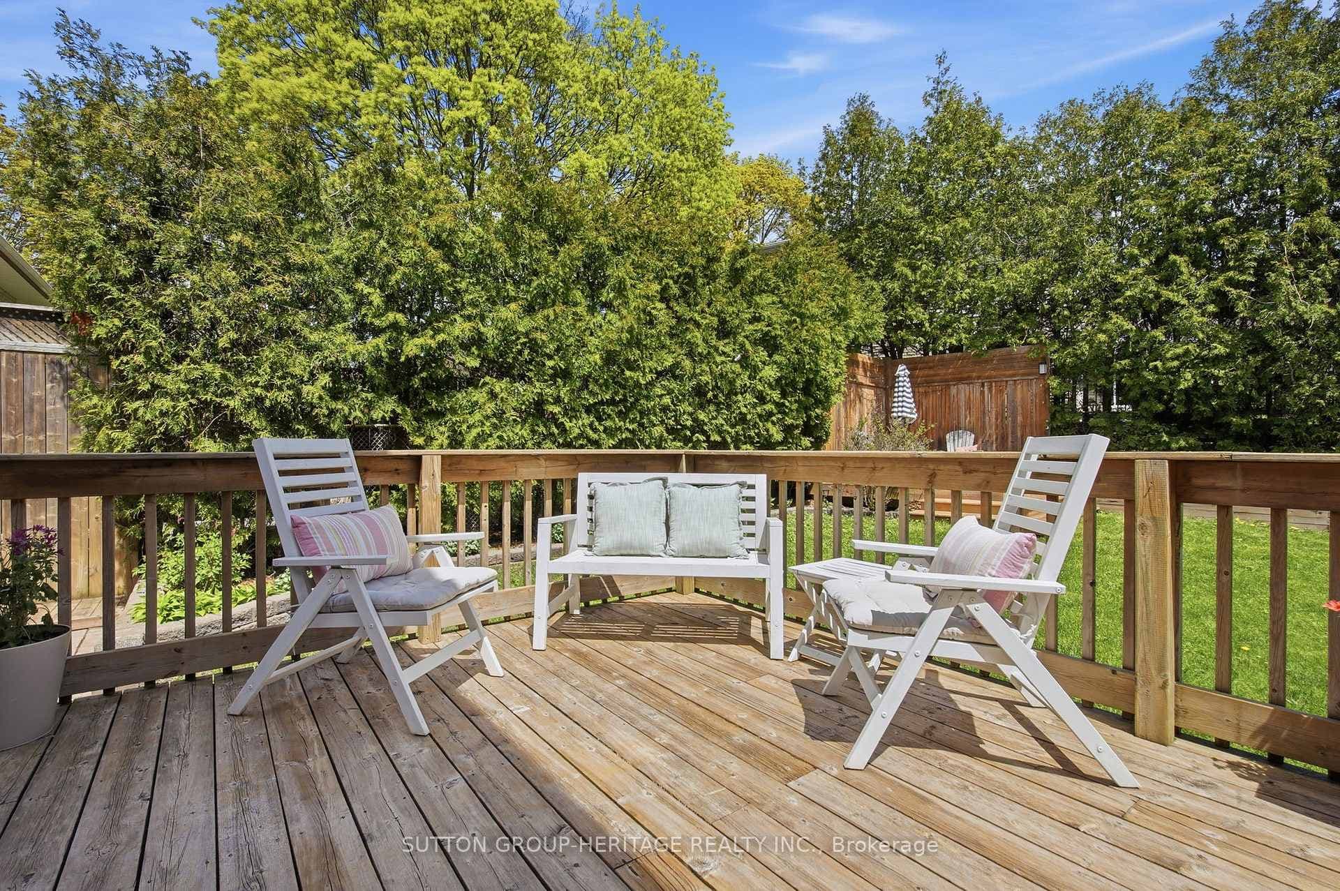 163 Keewatin Street photo 37
