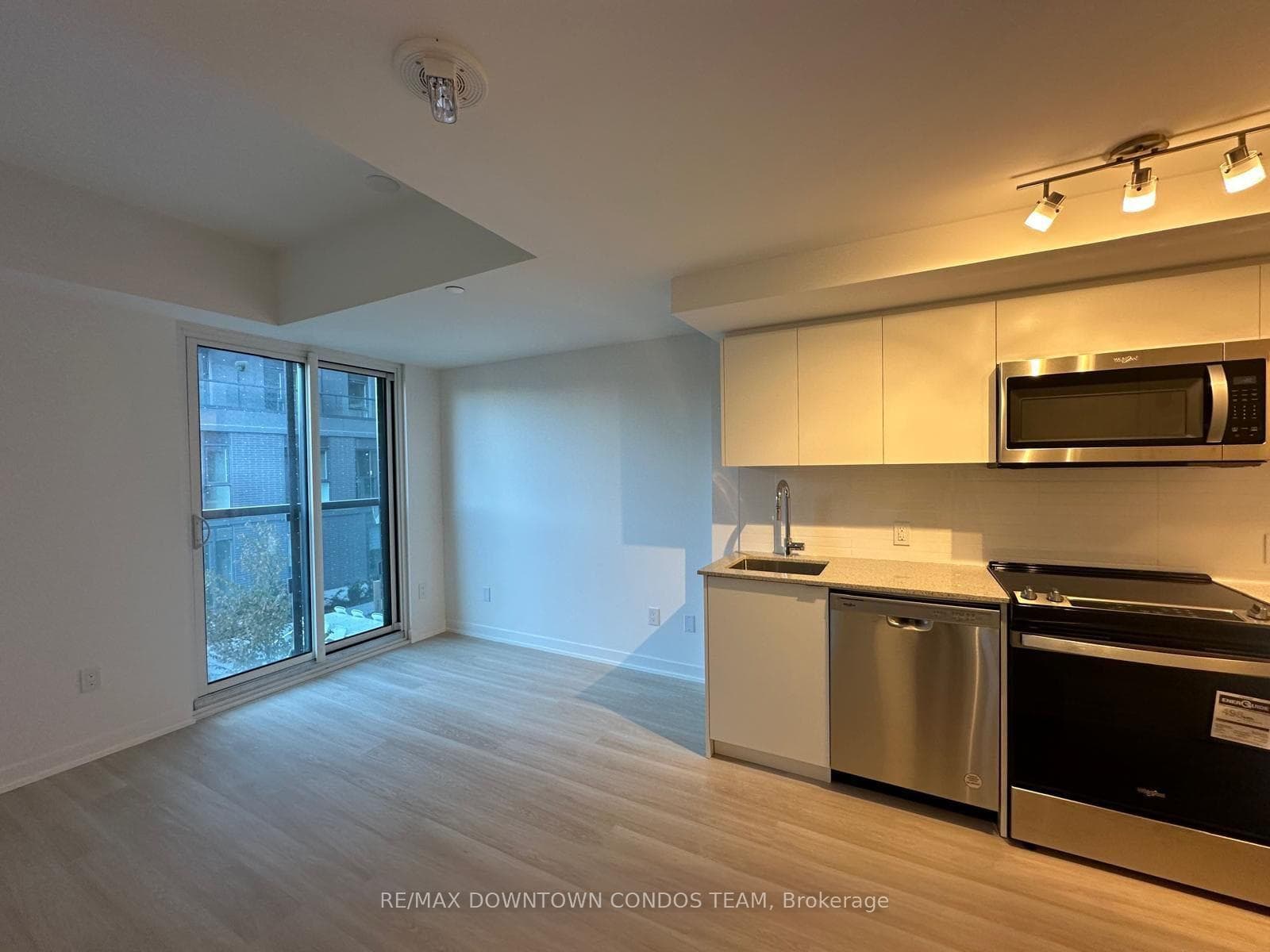 500 Wilson Avenue Unit 215 photo 12