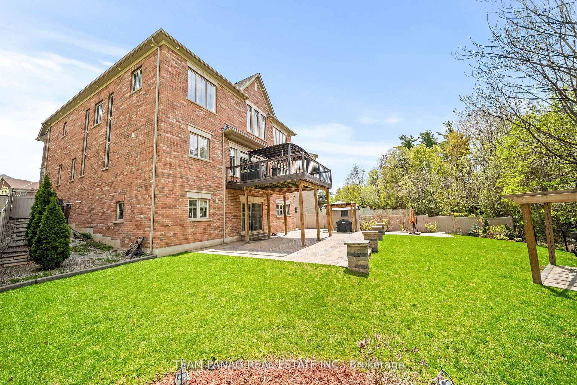 34 Cannington Crescent photo 46