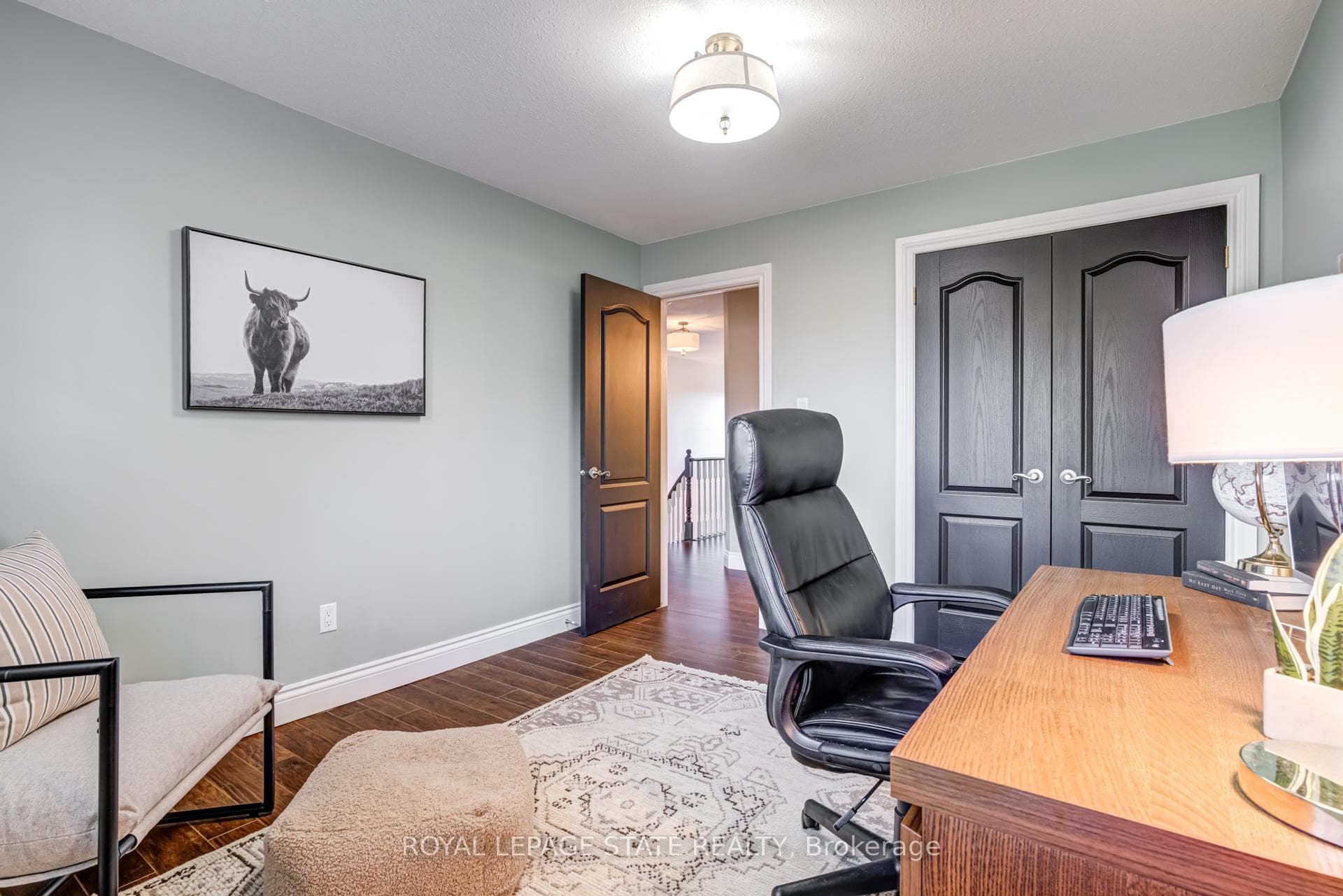 143 Foxborough Drive photo 30