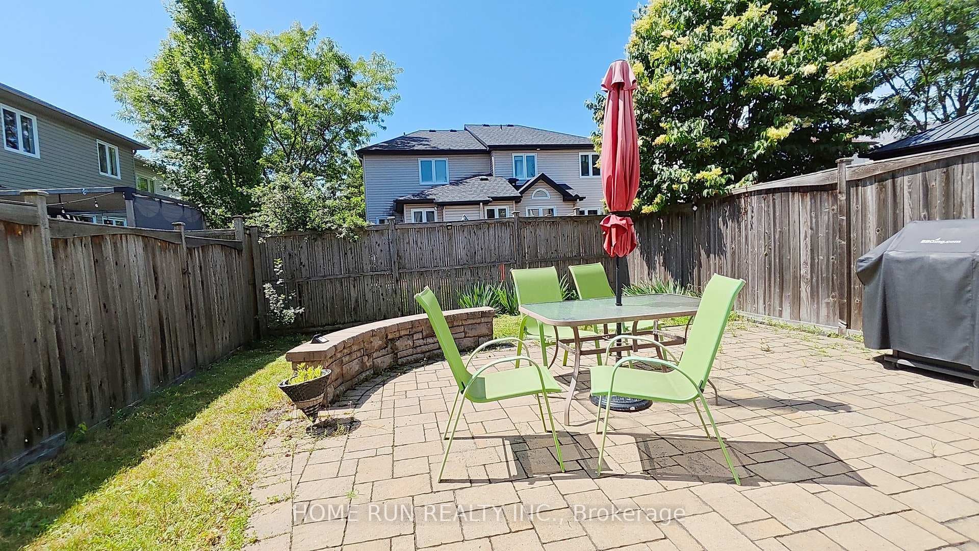 151 Whetstone Crescent photo 40