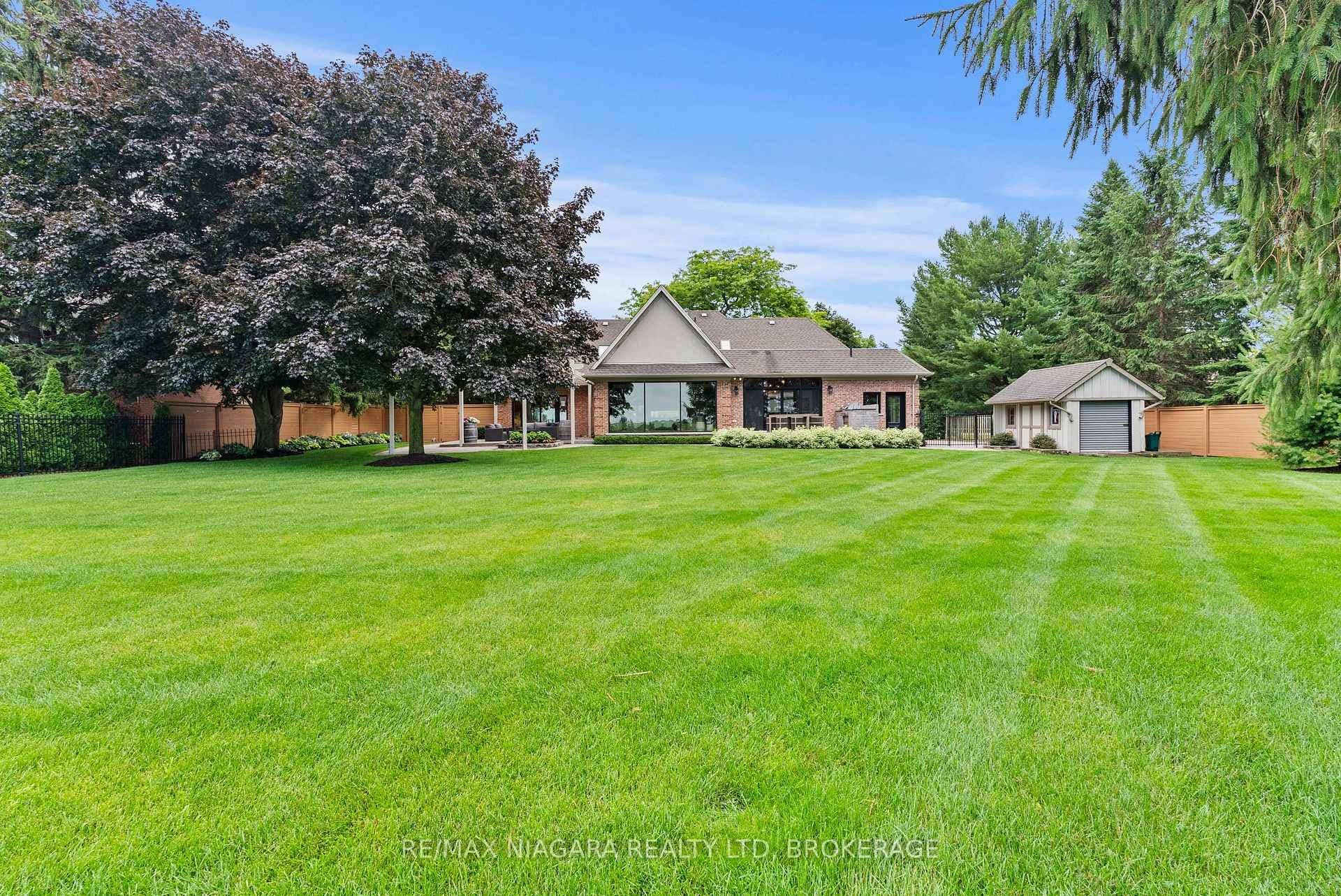14690 Niagara Parkway photo 41