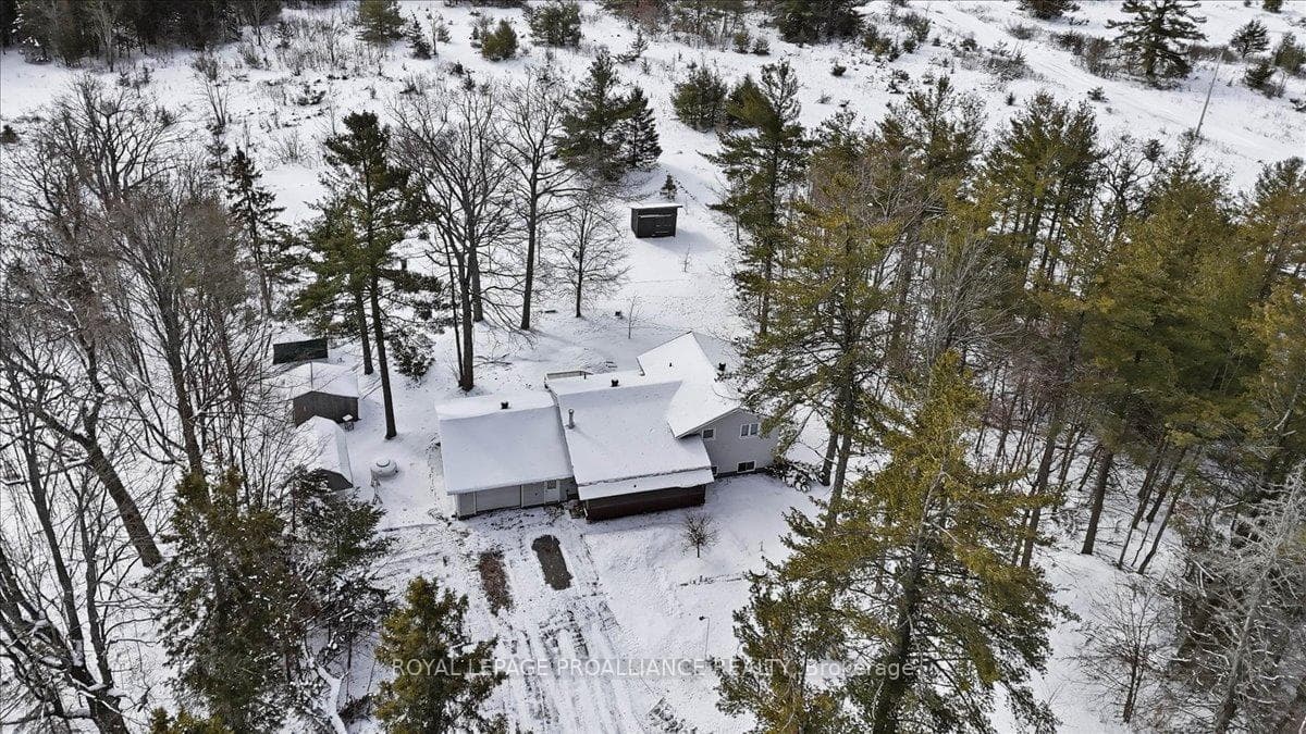 1004 Bateman Road photo 40