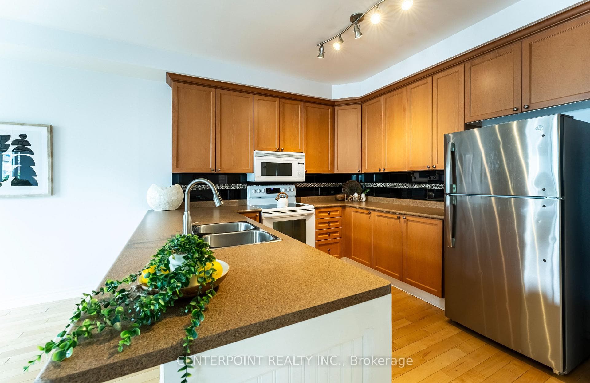 72 Strandmore Circle photo 17