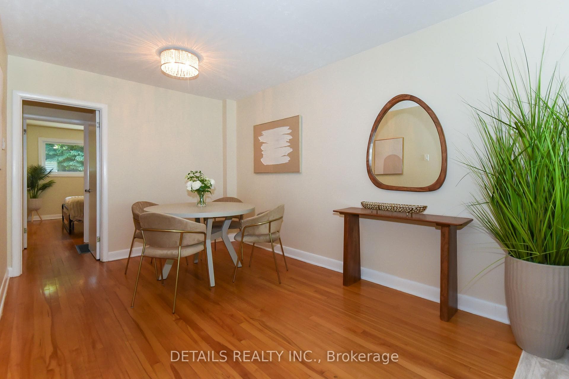 1255 Highgate Road photo 11