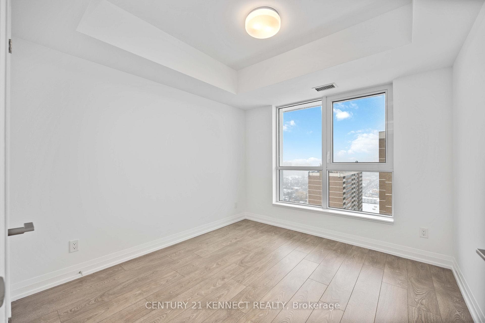 286 Main Street Unit 2405 photo 17