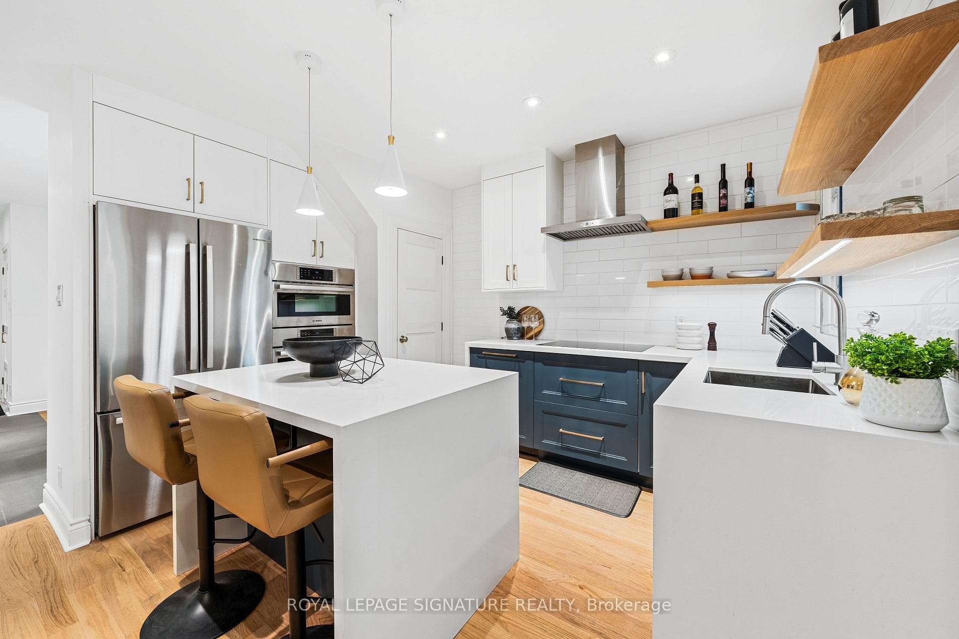 342 Logan Avenue photo 12