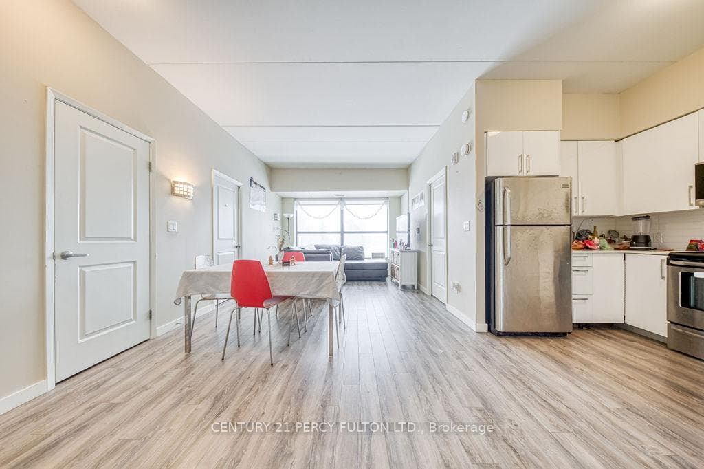 1219 Gordon Street Unit 605 photo 8