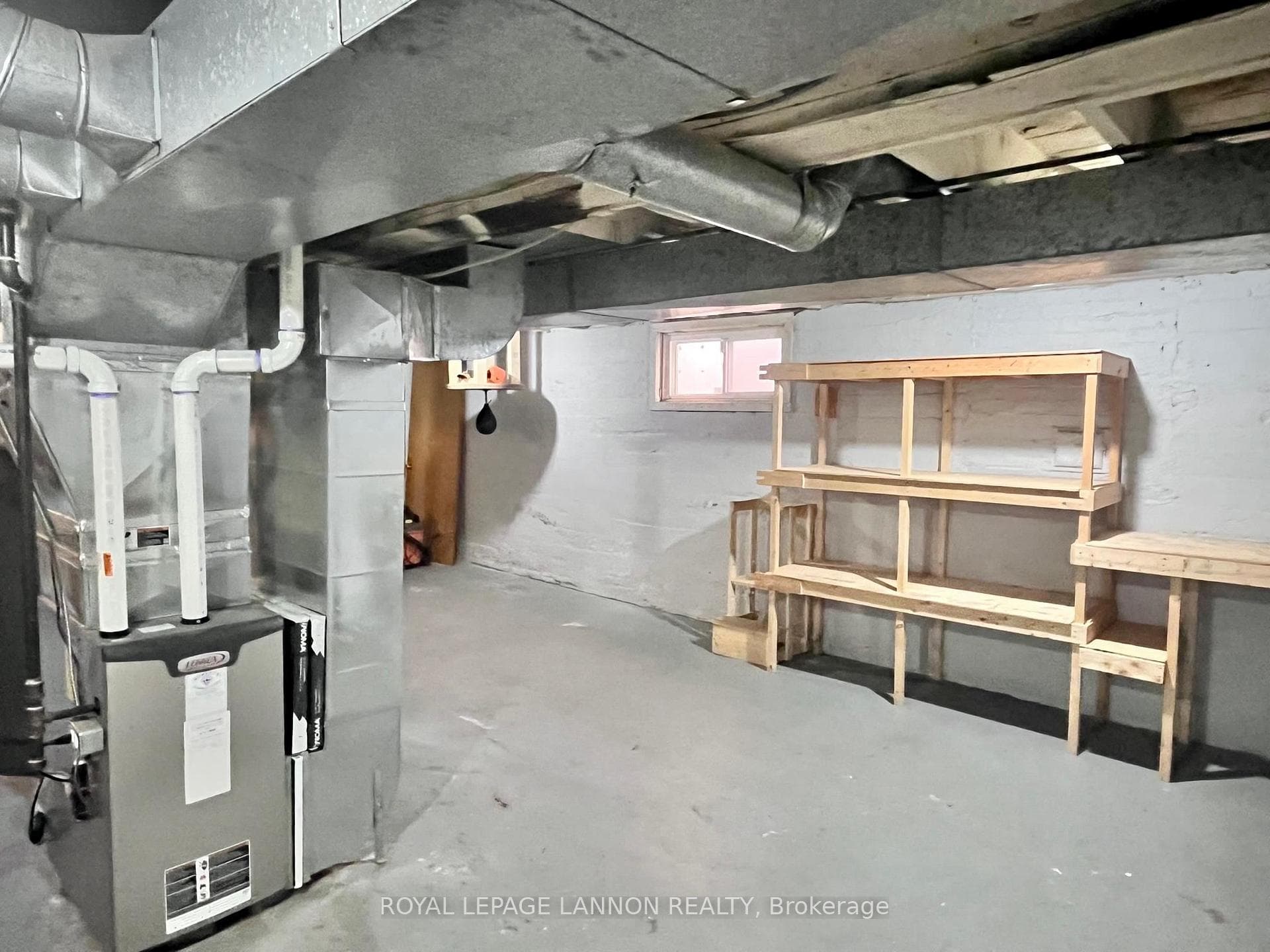 232 Balmoral Street photo 19
