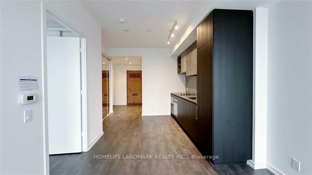 1000 Portage Parkway Unit 2006 photo 10