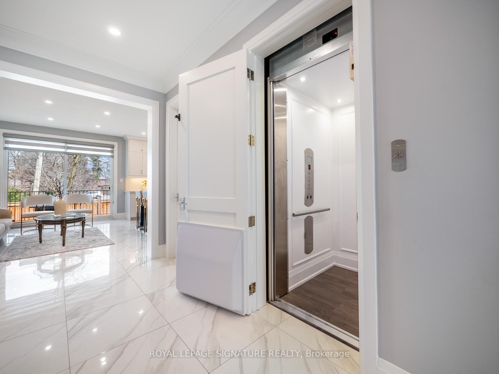 49 Hall Street photo 17