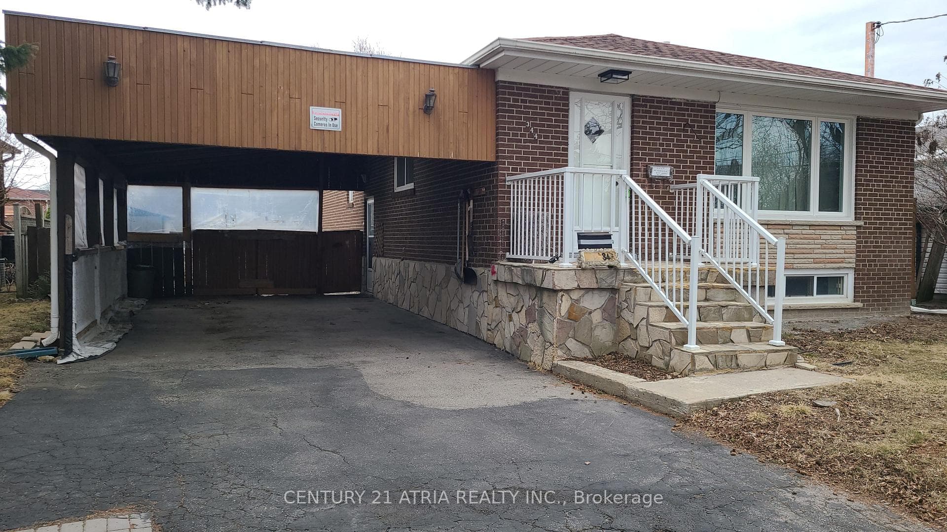 344 Gells Road Unit Main photo 3