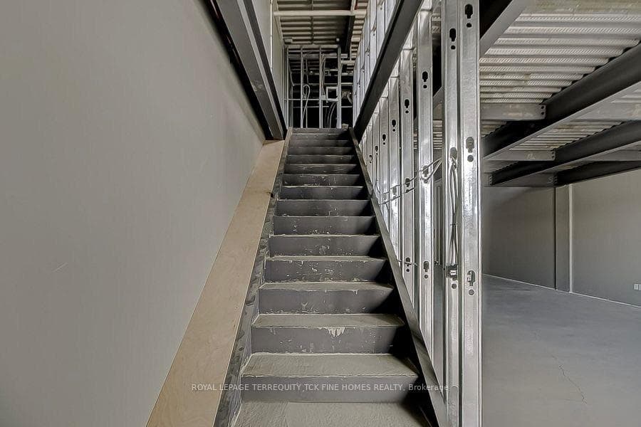 472 Taunton Road Unit 3 photo 12