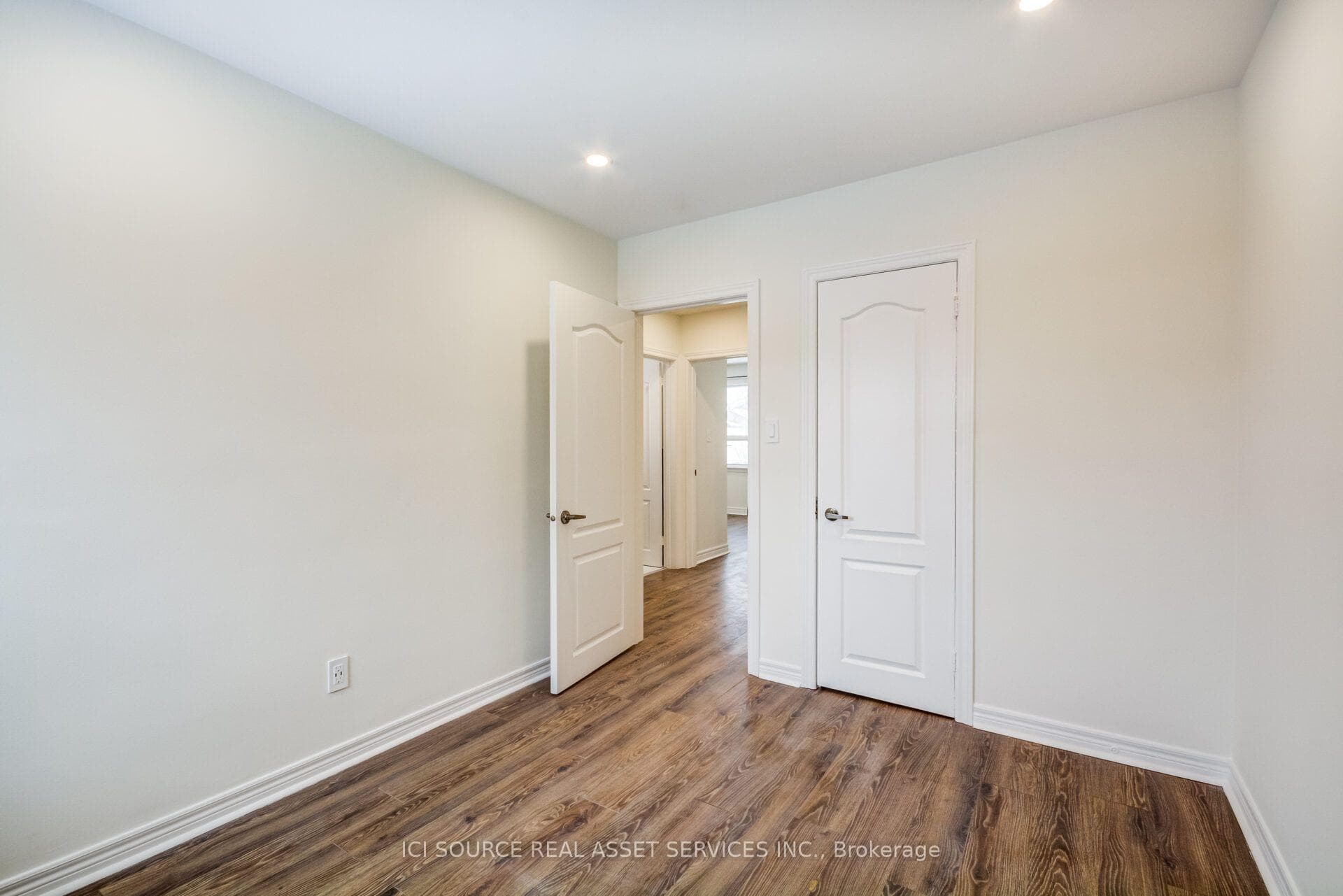 58 Burlingame Road Unit 3 photo 15