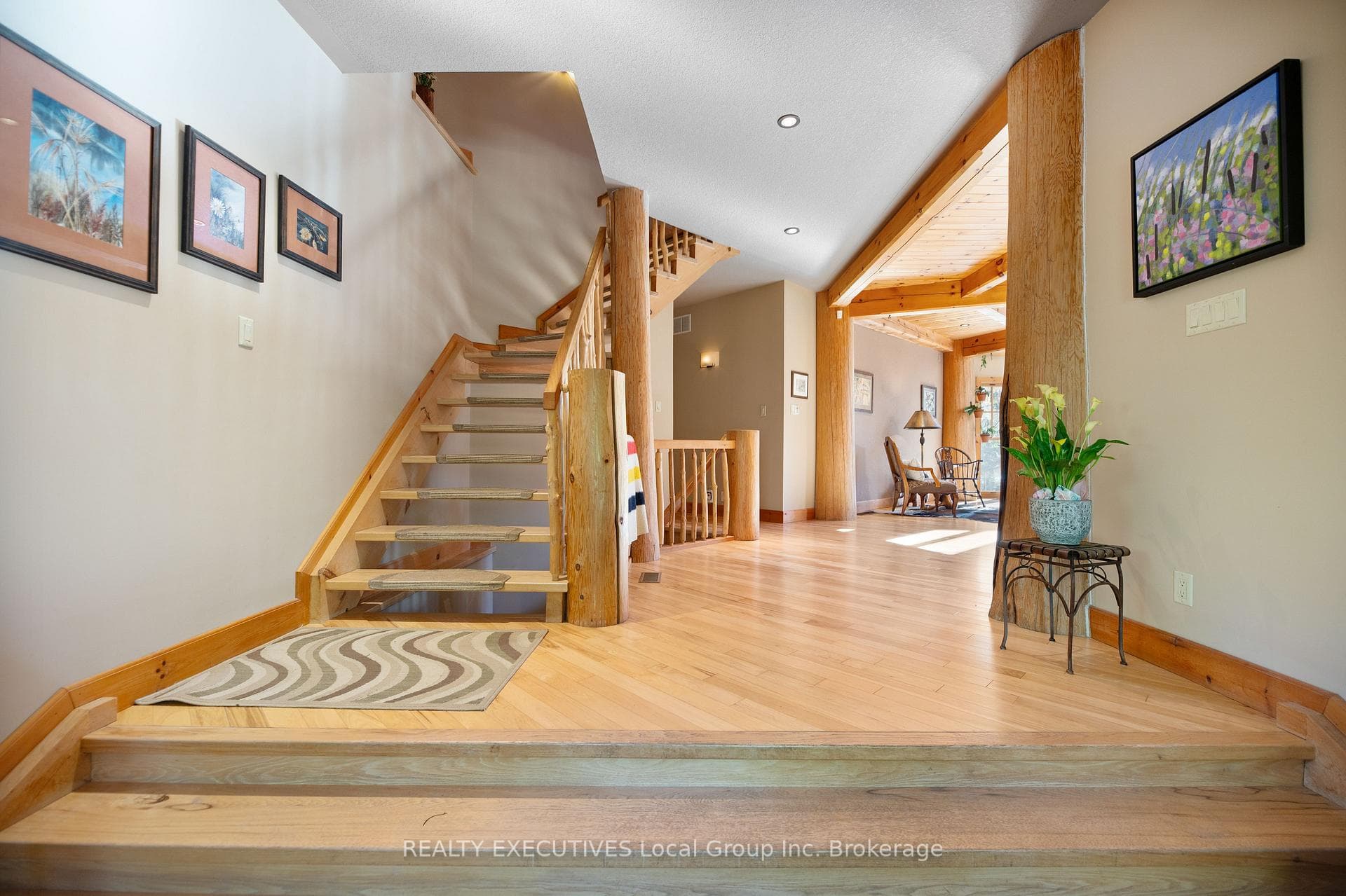 103 HUNTERS BAY Road photo 26