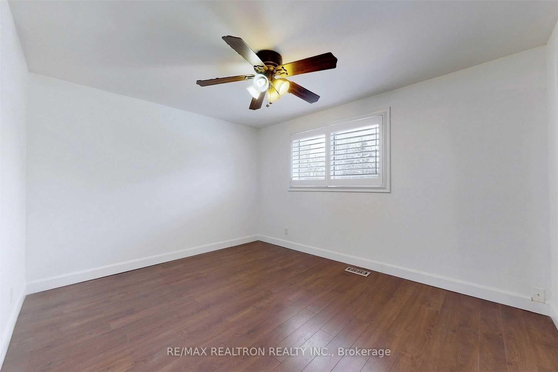 19 RICHARDSON Drive photo 12