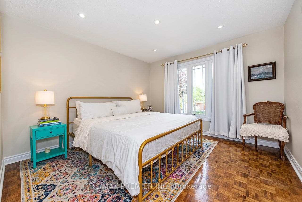 4 Bourbon Road photo 20