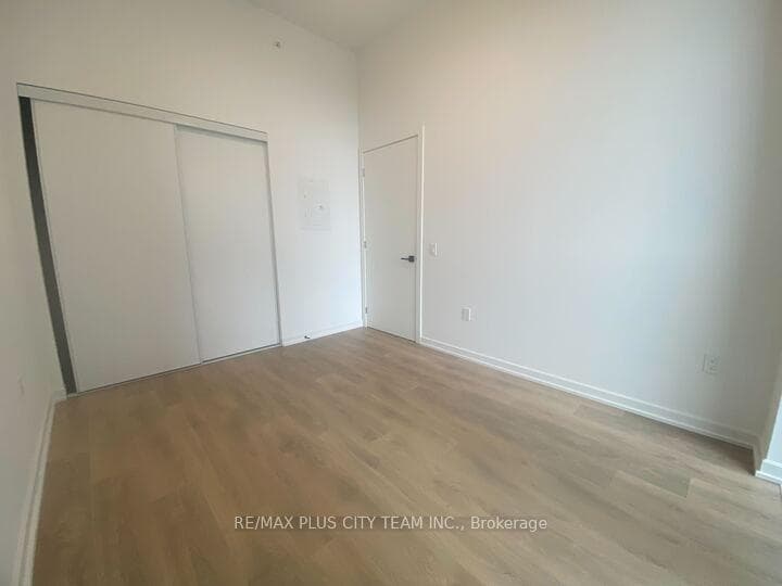 10 Graphophone Grove Unit 1807 photo 10