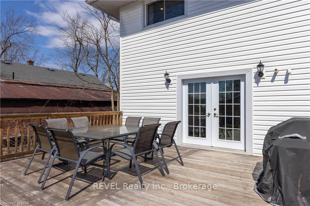Entertain on your back deck