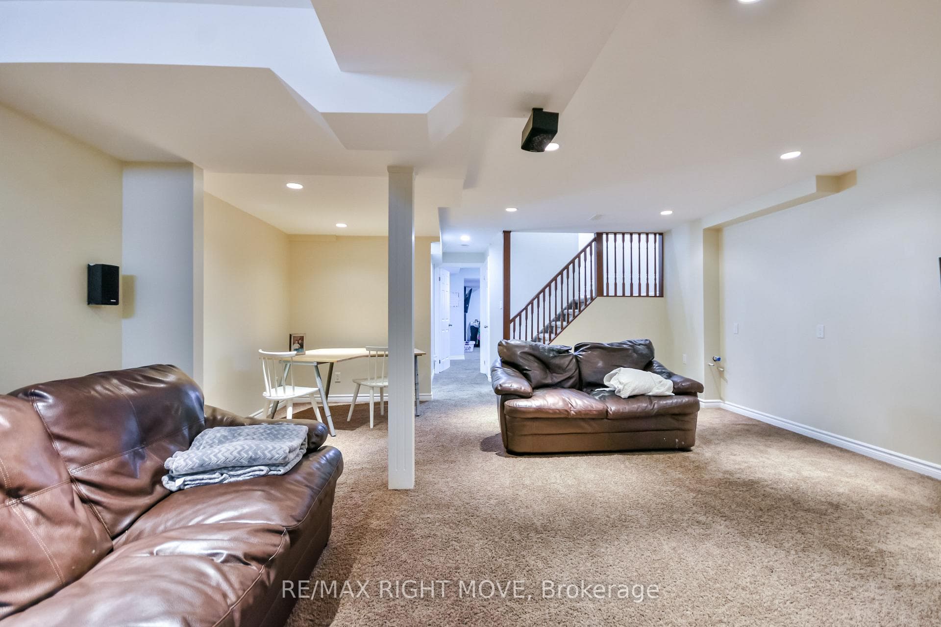 132 The Queensway N/A photo 35