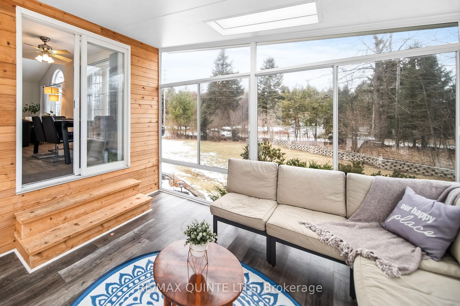 203 Jarvis Road photo 15