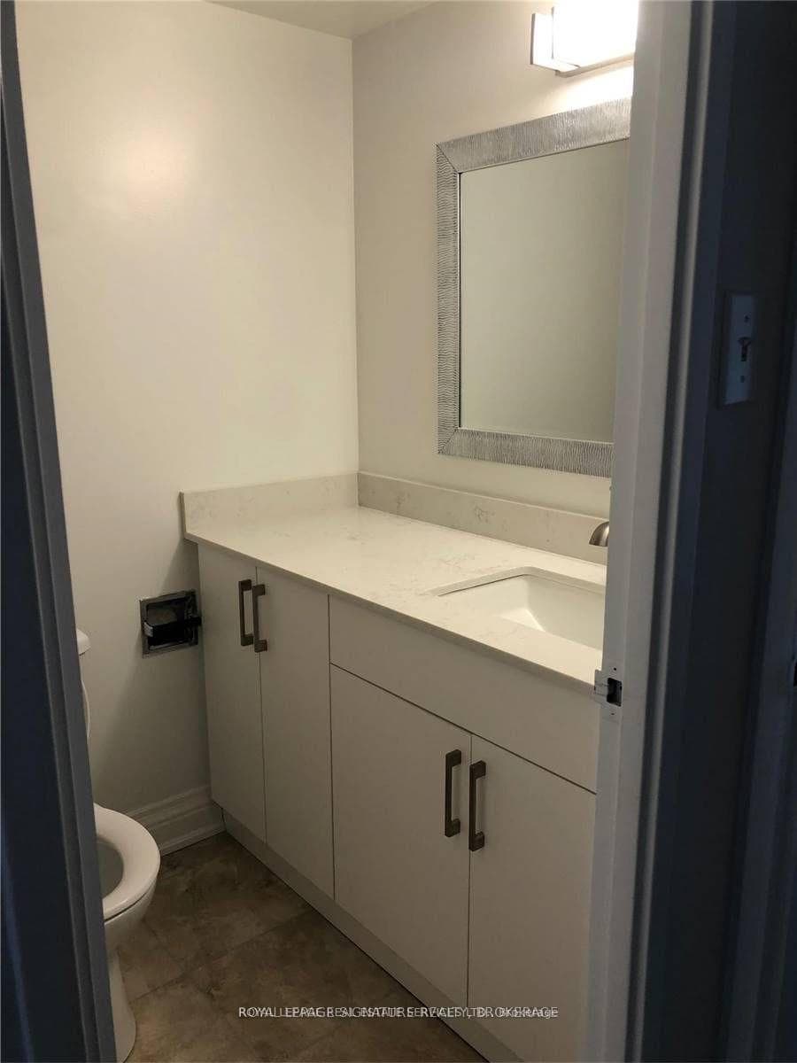 3100 Kirwin Avenue Unit 2706 photo 15