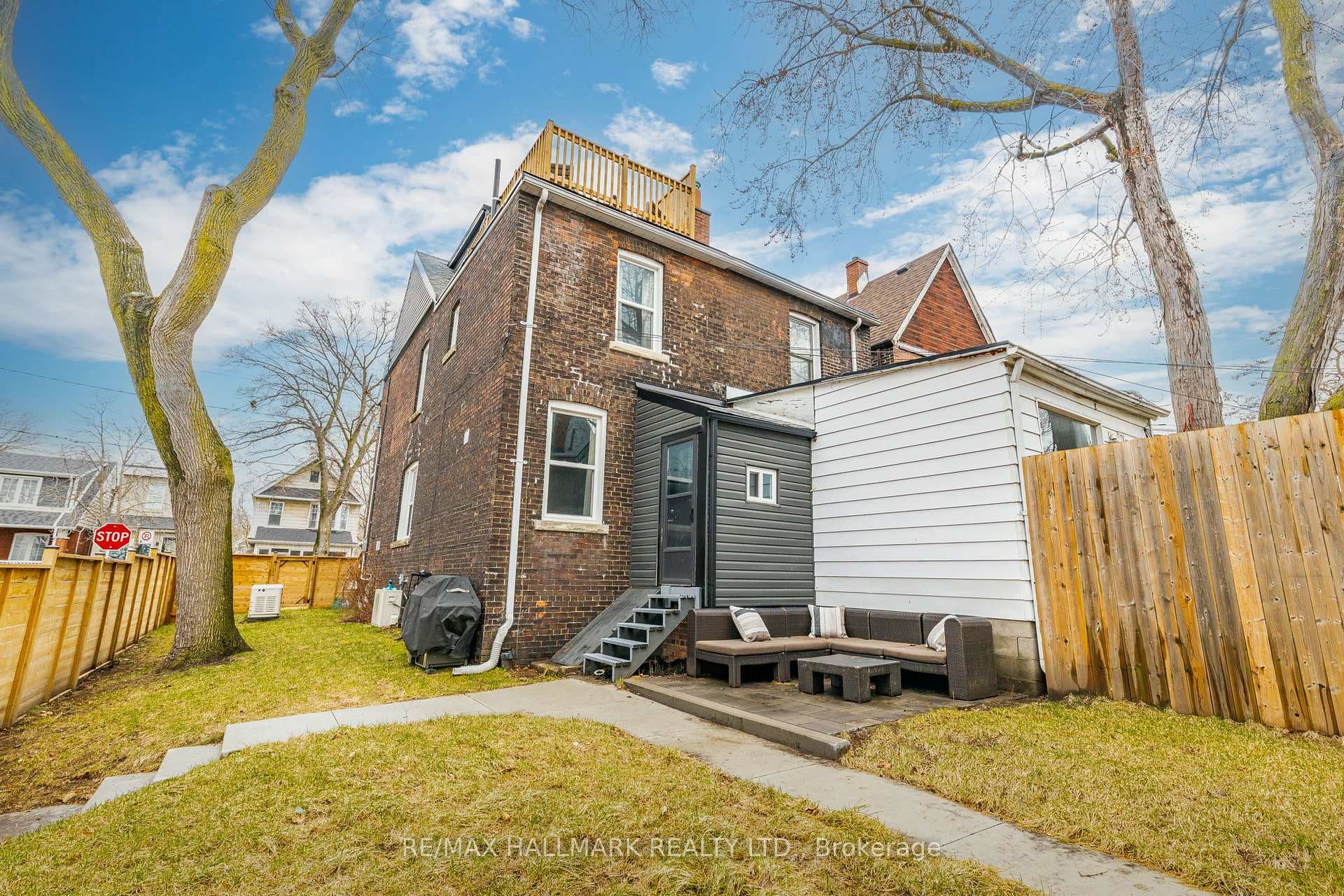 31 Myrtle Avenue photo 26