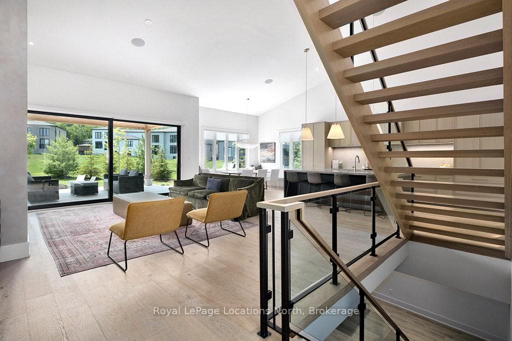 Glass rails, open floor plan