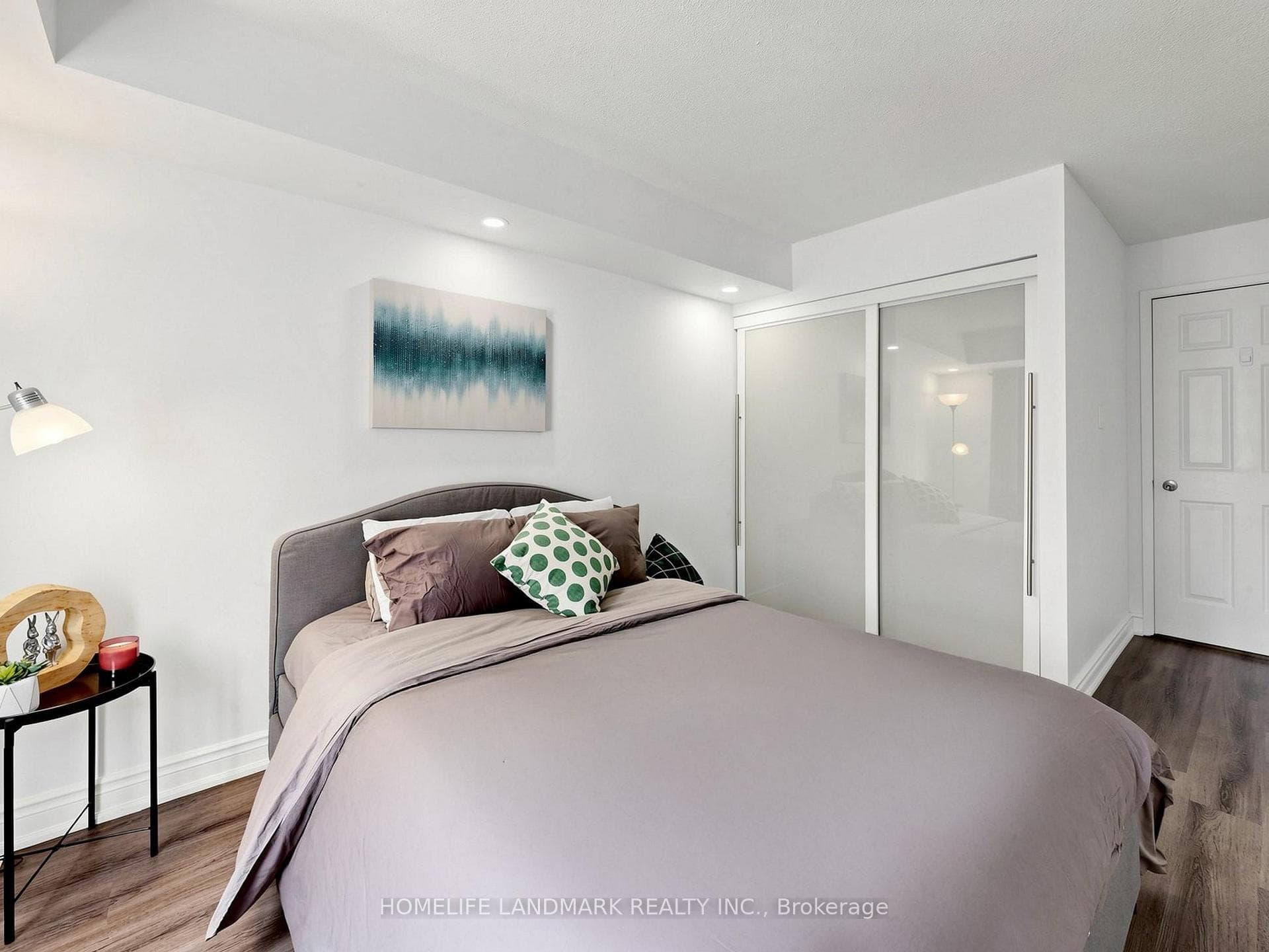 44 Gerrard Street Unit 1507 photo 14