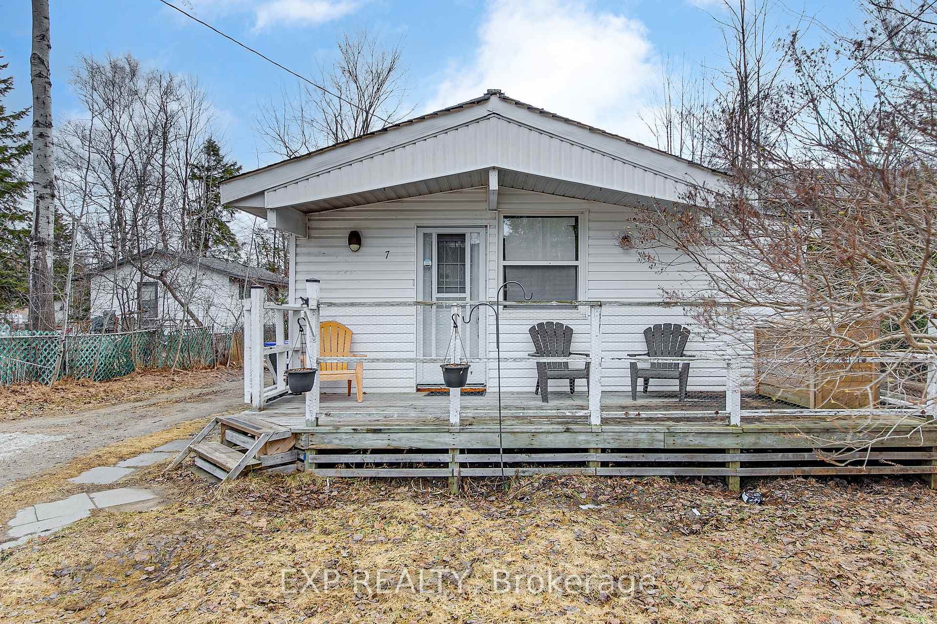 7 60th Street photo 4