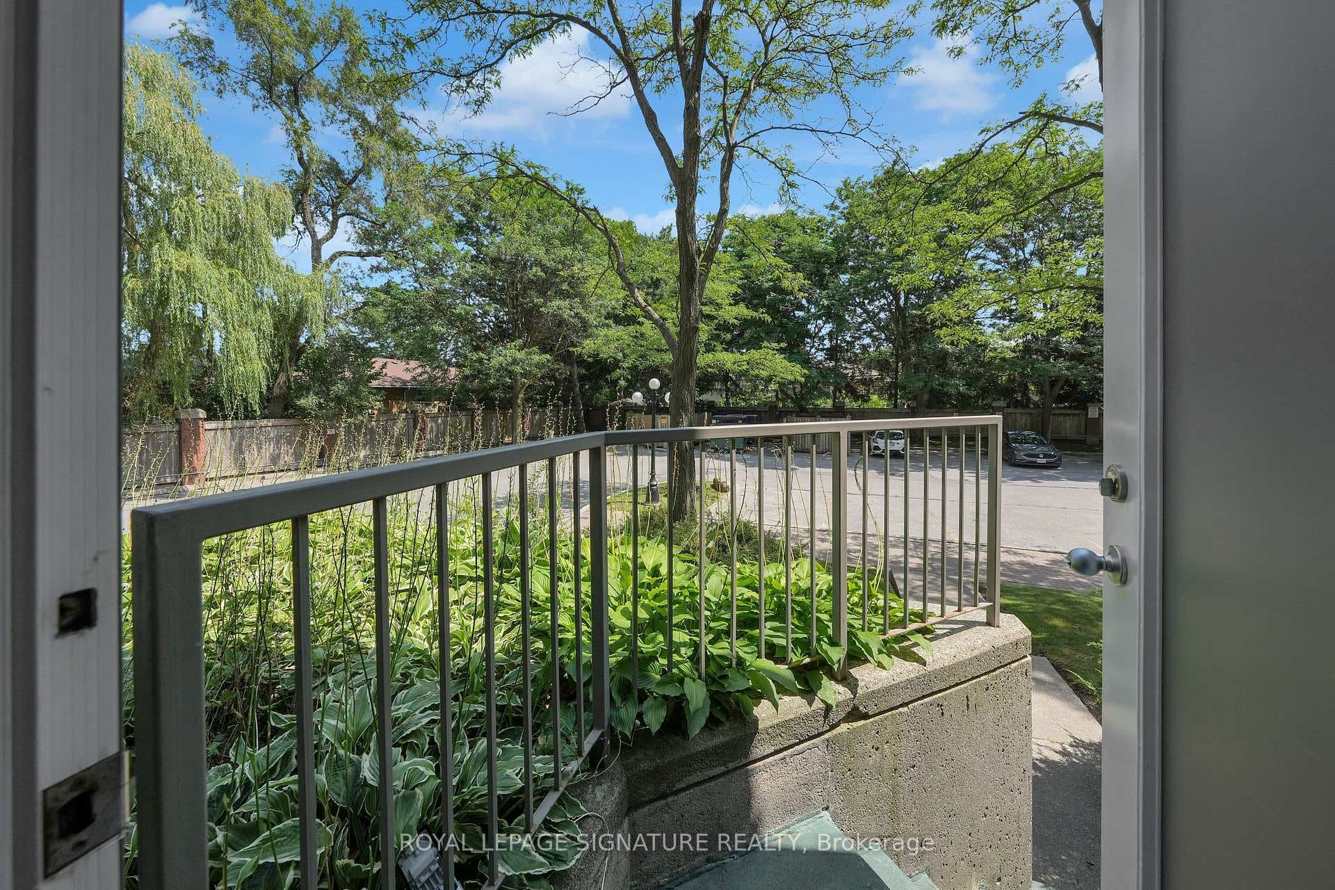 5795 Yonge Street Unit 114 photo 21